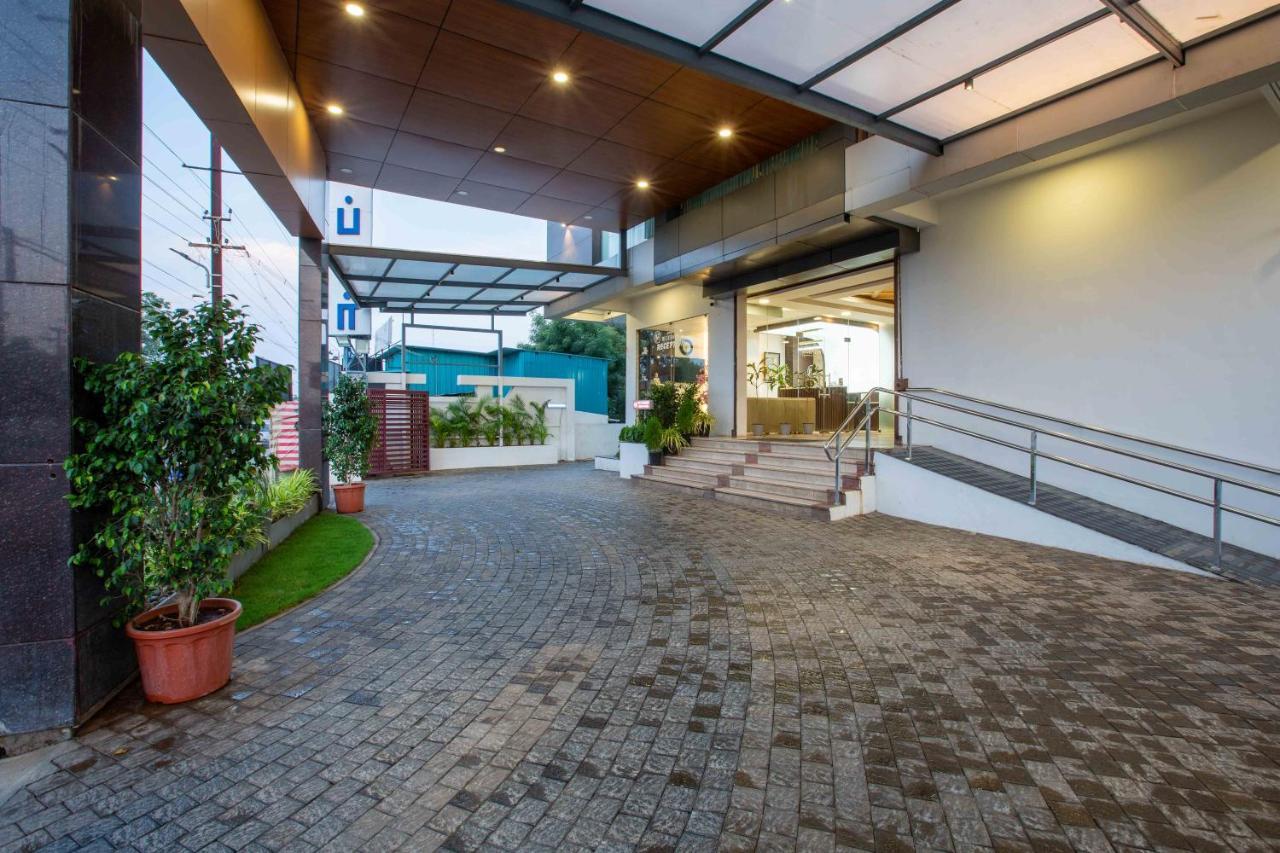 Hotel Bluemoon Tirunelveli Buitenkant foto