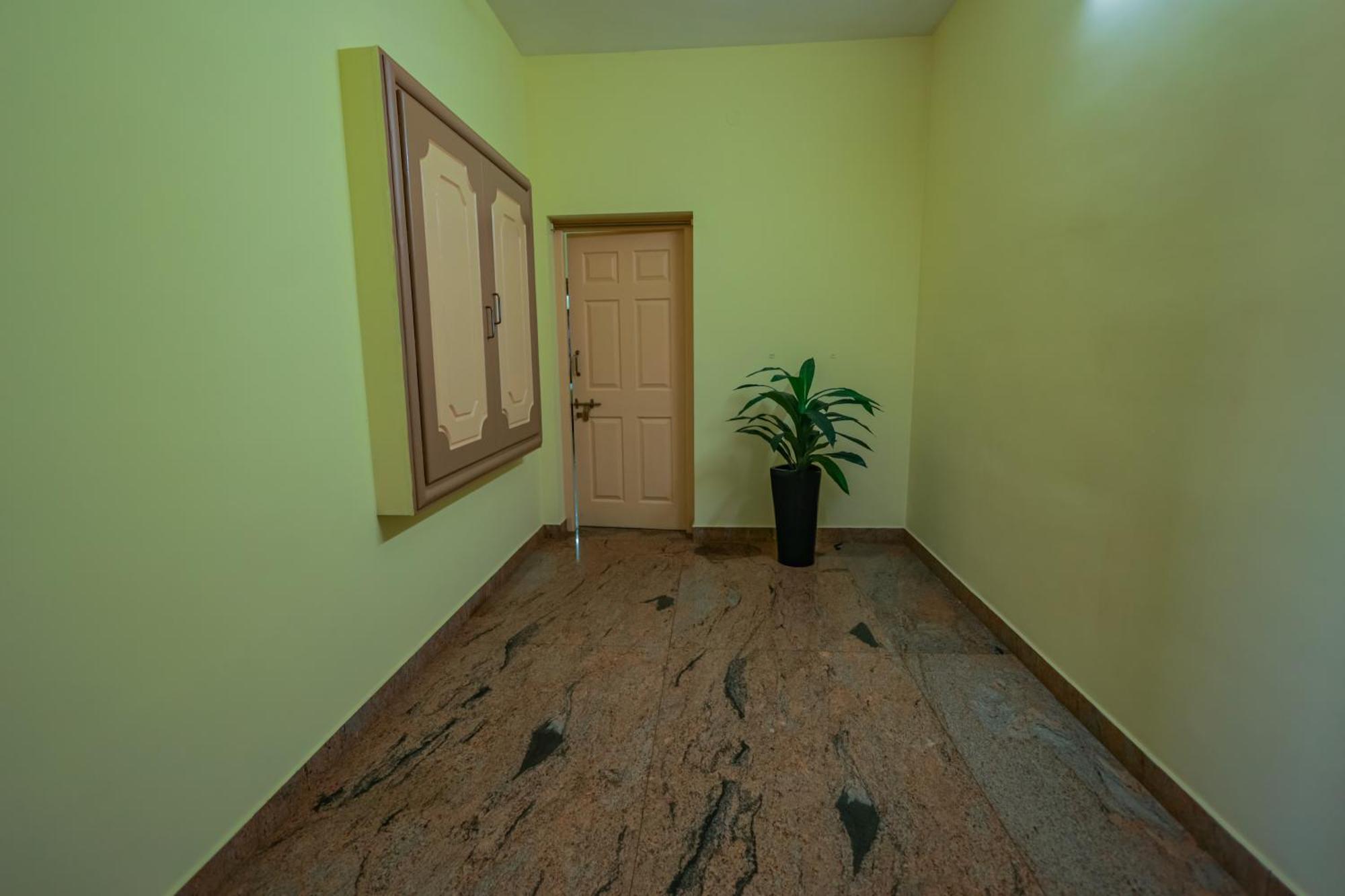 Hotel Bluemoon Tirunelveli Buitenkant foto